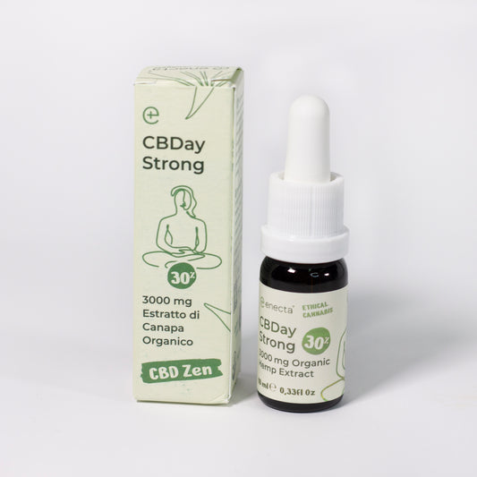 CBDay Strong 30% · Aceite CBD intenso con 3000 mg CBD (10 ml)